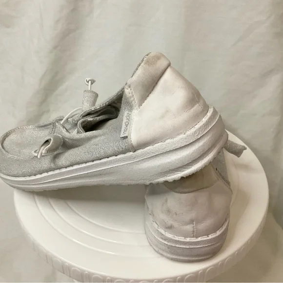 Hey Dude Shoes Womens 7 Wendy Stretch Sparkling White Mocs Laced - Picture 8 of 11